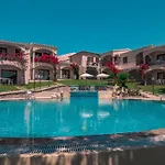 Apartment In Badus With Communal Pool