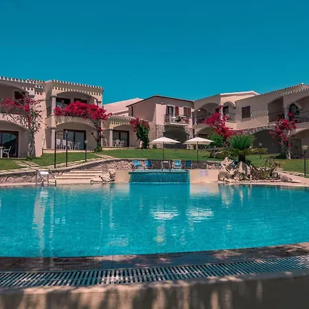 Apartment In Badus With Communal Pool
